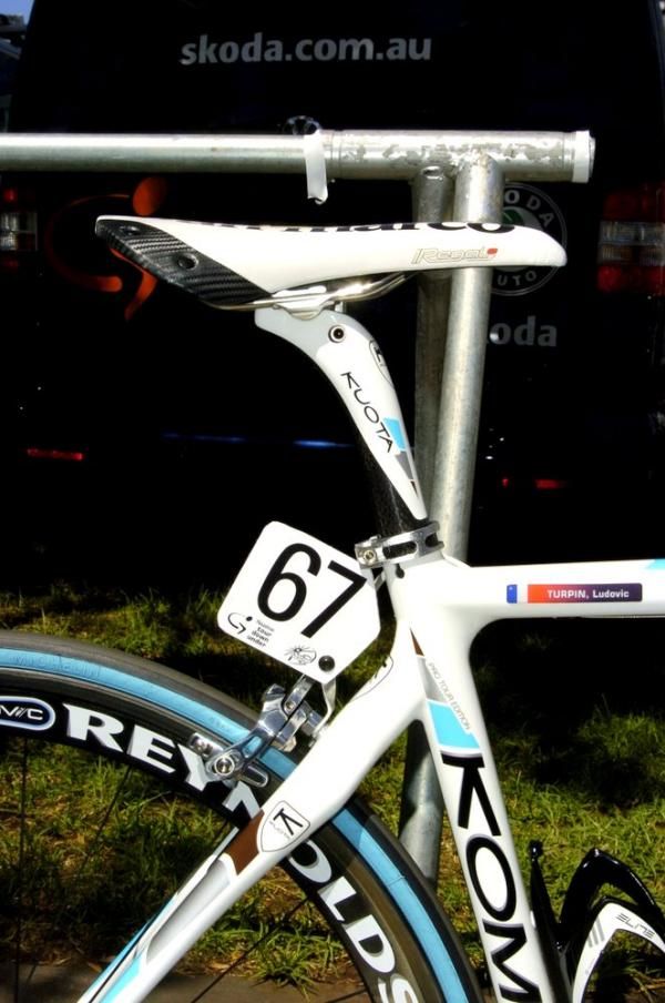 The French flag is featued along with Ludovic Turpin's name on the top tube of his Kuota KOM ProTour Edition.