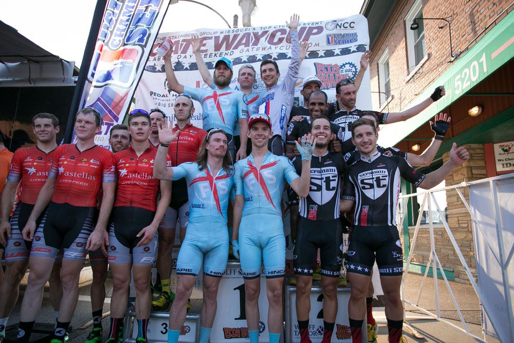 Overall men's team podium
