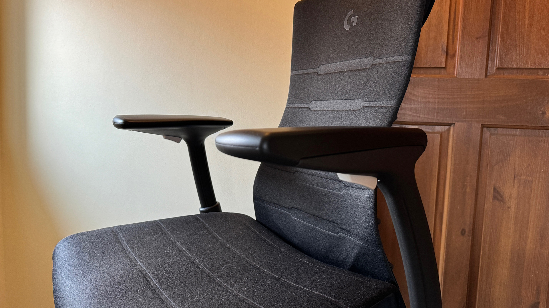 The Herman Miller Embody's arm rests, side profile.