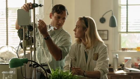 Lessons In Chemistry: release date, cast, plot, trailer more | What to ...