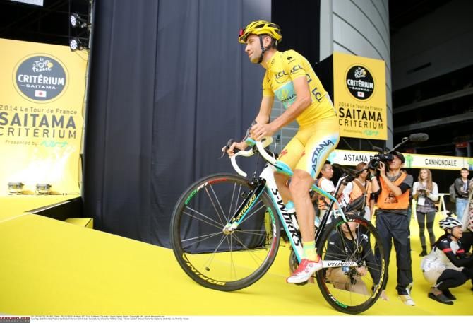 Vincenzo Nibali rides to sign on in Saitama.