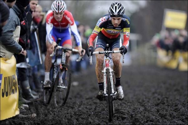 Niels Albert (BKCP-Powerplus) breaks clear.