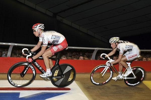 Roger Kluge (l) and Iljo Keisse rode their way to second in the standings.