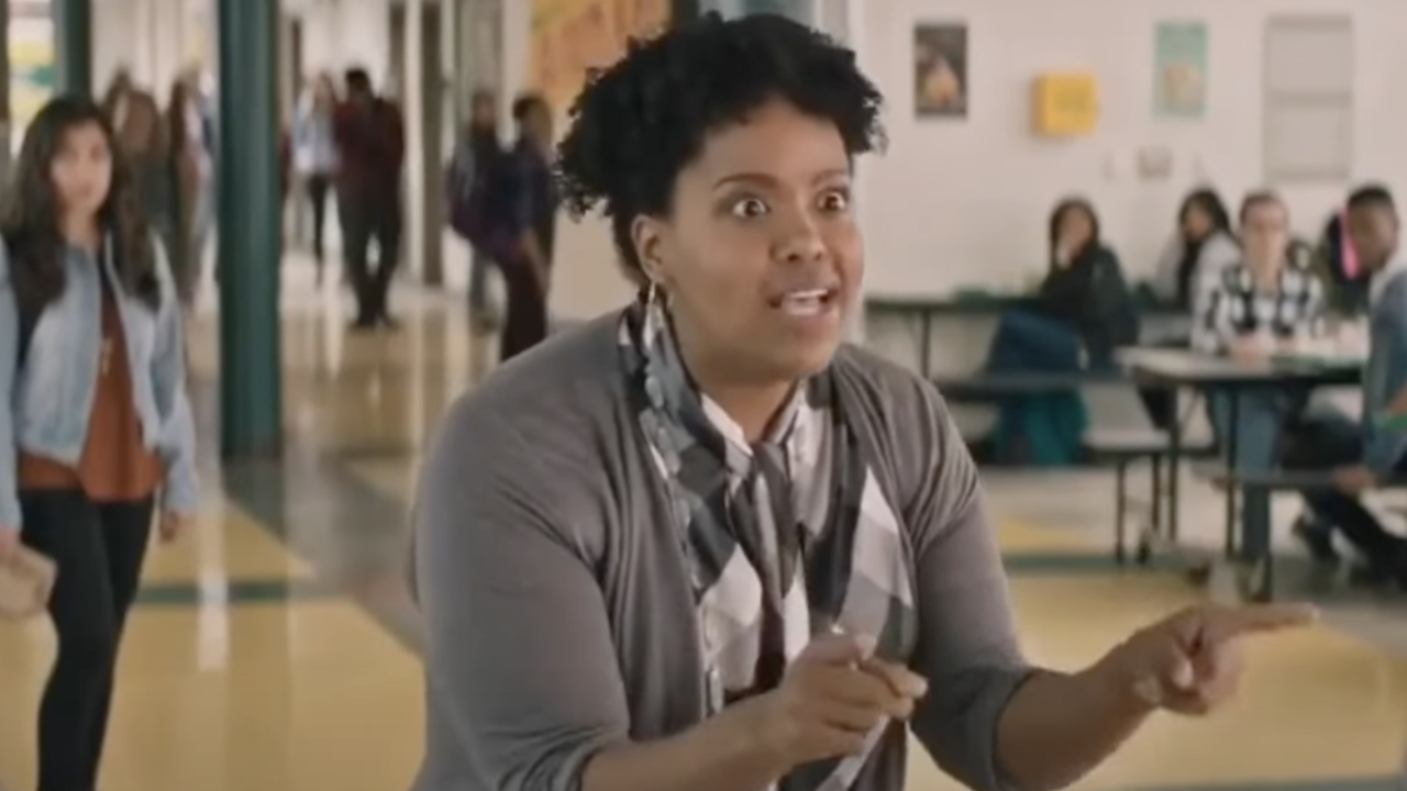 Natasha Rothwell as Ms. Albright telling off two students.