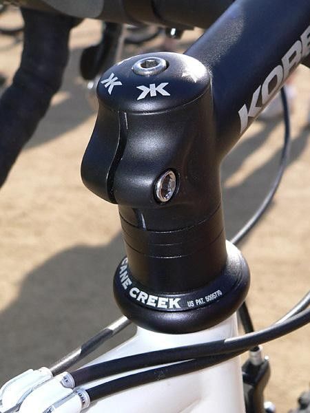 Kore's KIS system allows the top of the steerer tube to actually extend about 1mm over the top of the stem.