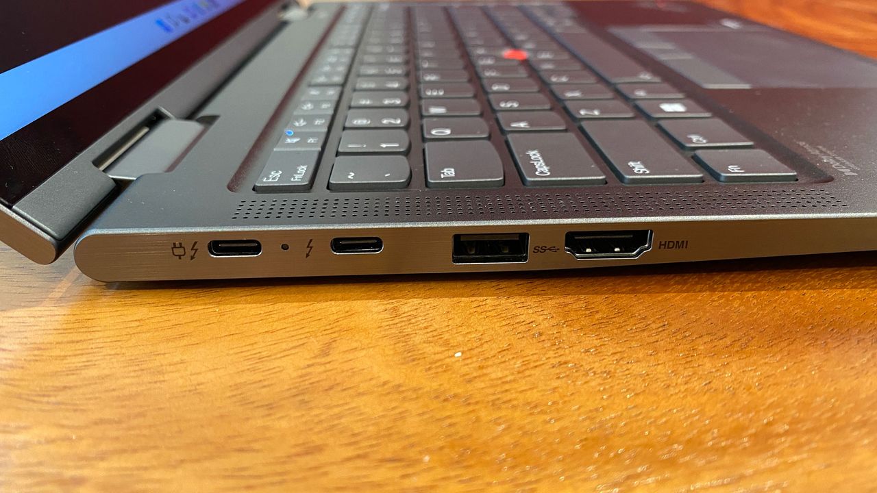 Lenovo ThinkPad X1 Yoga Gen 7