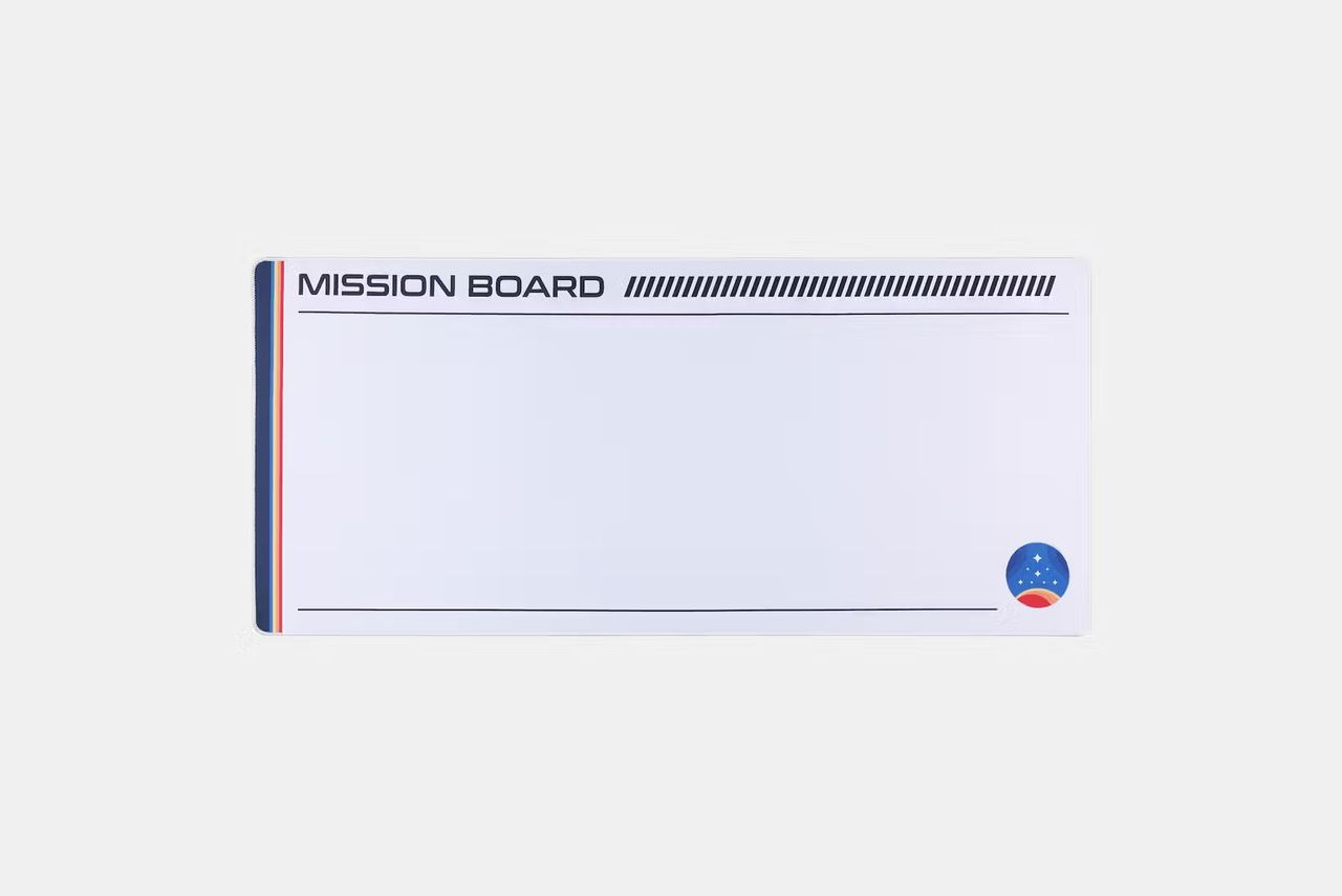Shots of the keyboard, keys, cable, and deskmat included in the Drop x Starfield collab