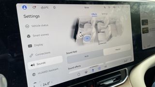 Huawe Sound settings menu on an LCD display