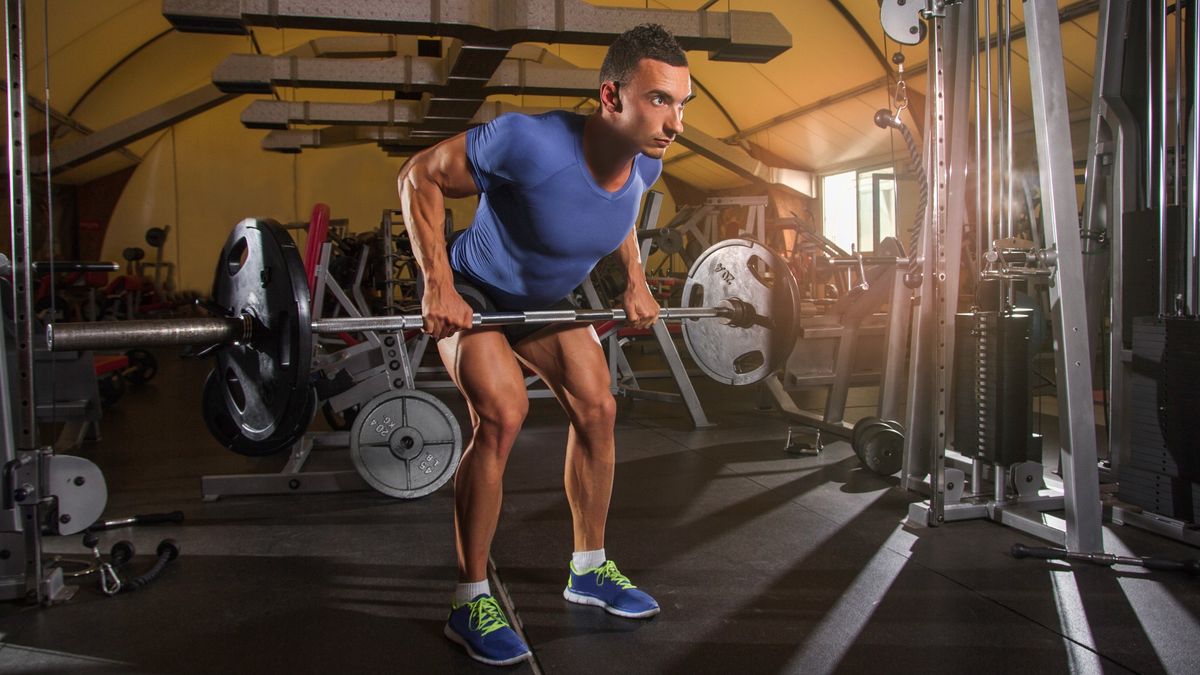 Try these core 5 barbell exercises for beginners to develop muscle mass