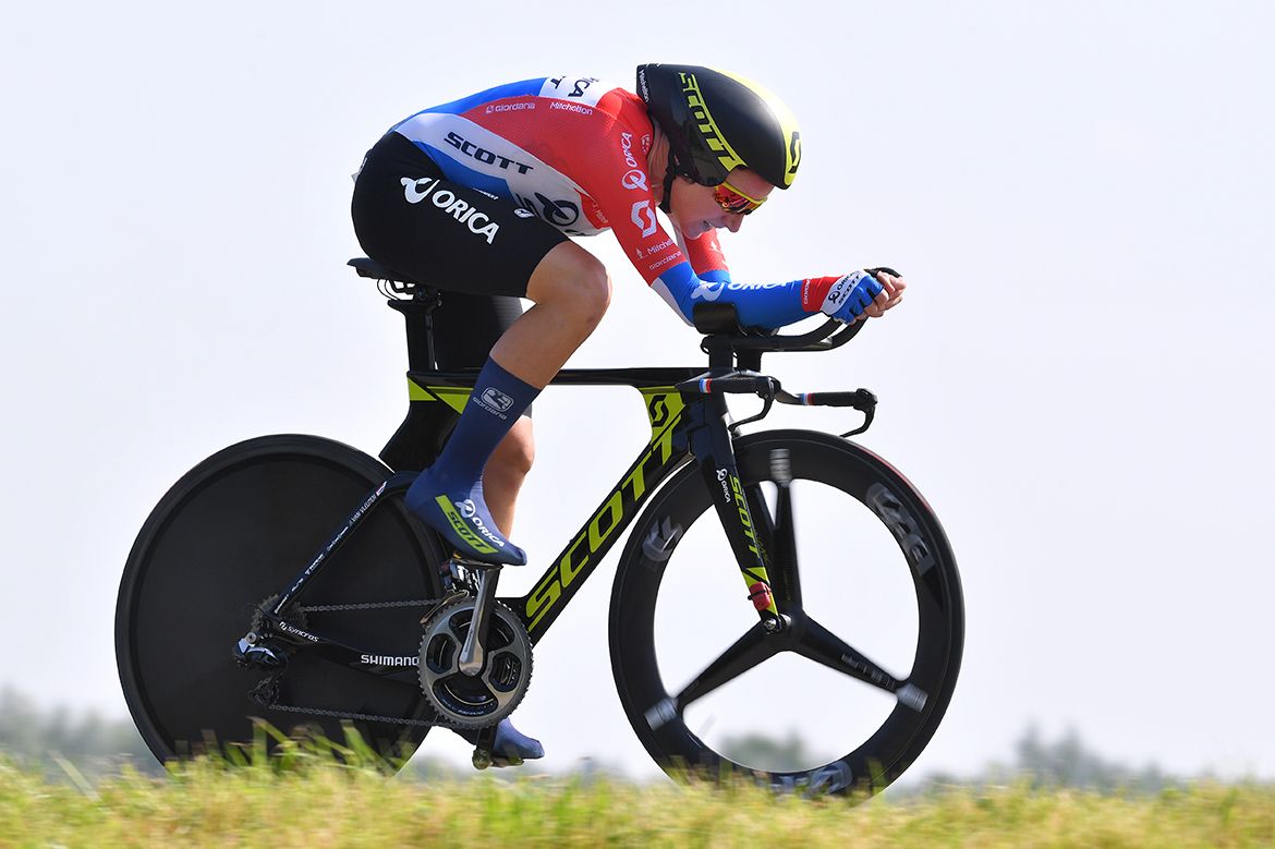 Annemiek van Vleuten riding the prologue of the Boels Ladies Tour