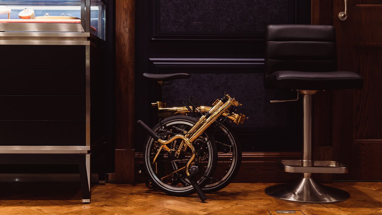 Brompton collaborate with Mappin &amp; Webb to create the first gold-plated Brompton