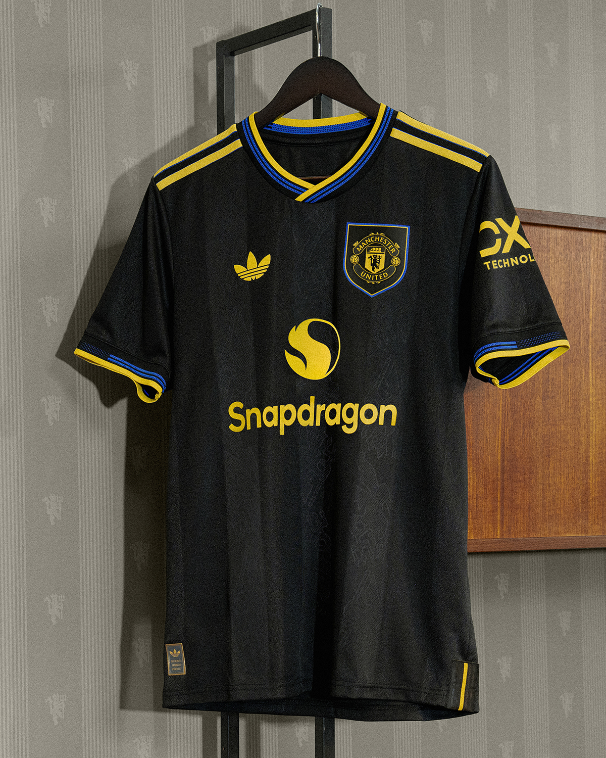 Manchester United 2025/26 third kit