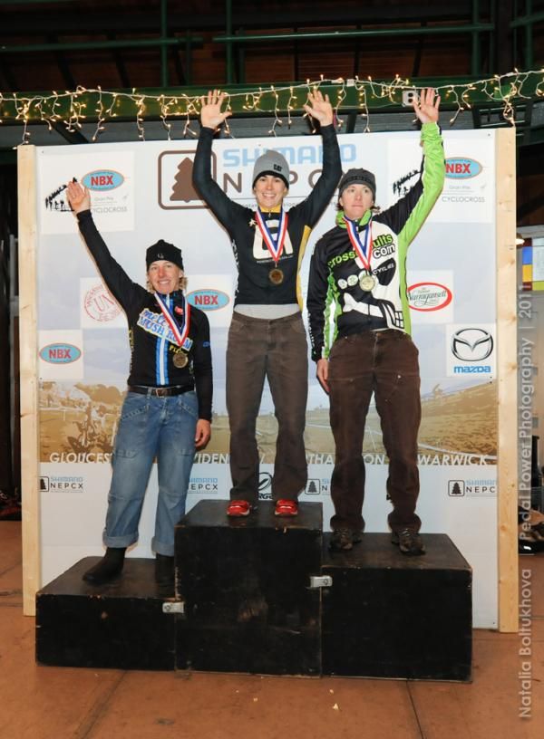 Sunday's podium (L to R): Laura Van Gilder, Andrea Smith, Sally Annis
