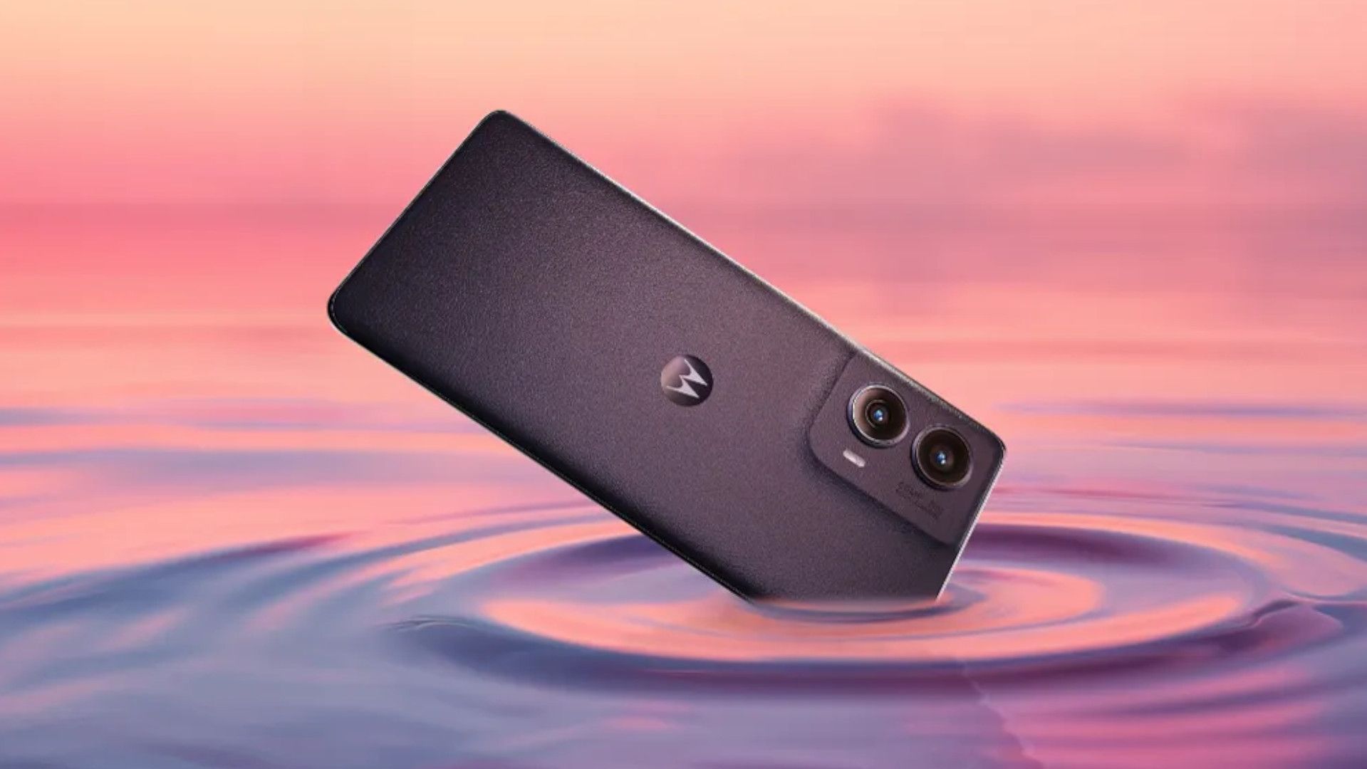 Motorola's 2024 Edge mid-ranger is bigger, better, and more affordable ...