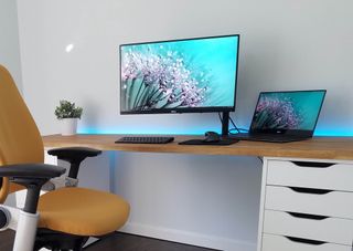 Dual-monitor setup