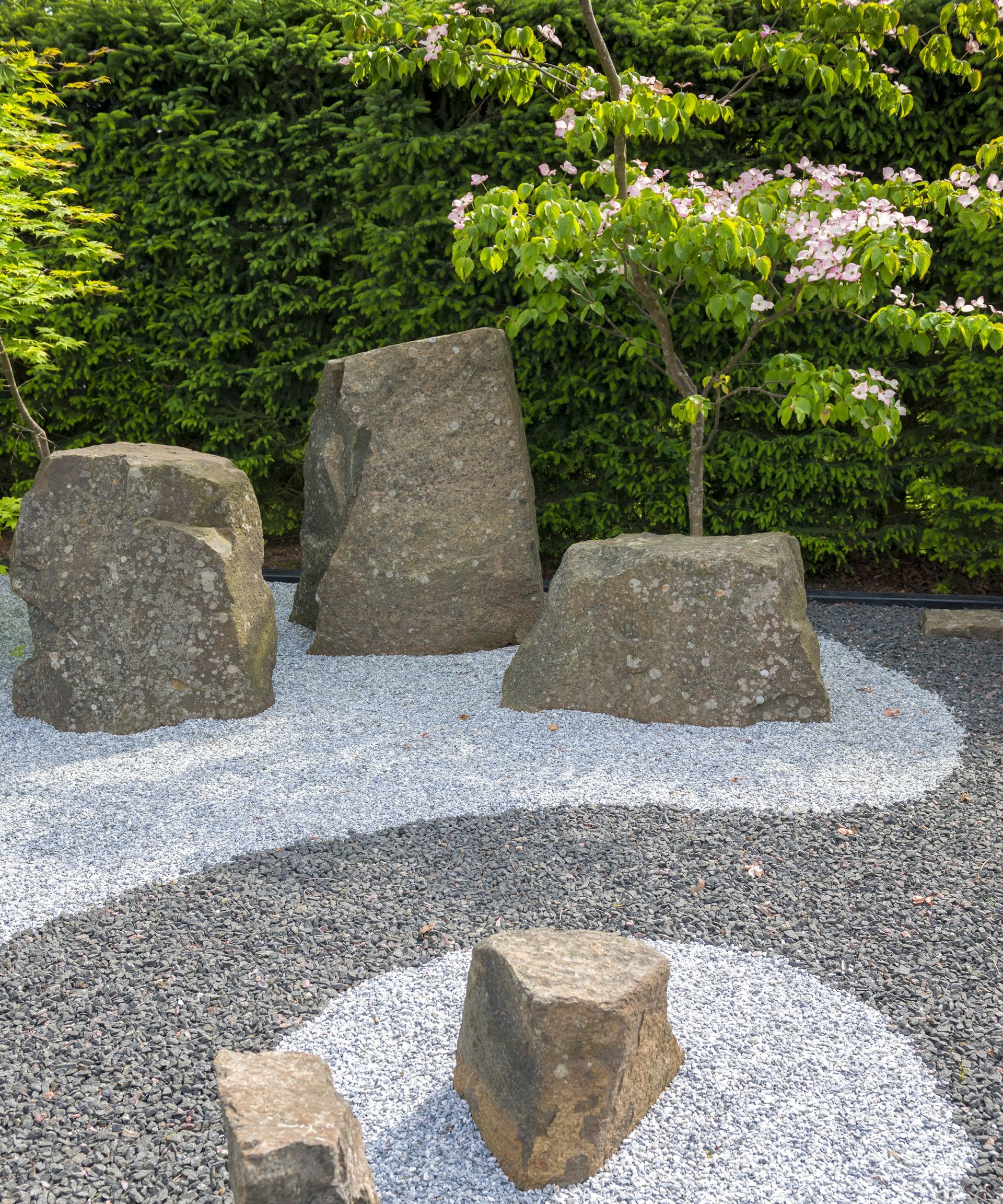 Stone boulder zen garden, gravel garden