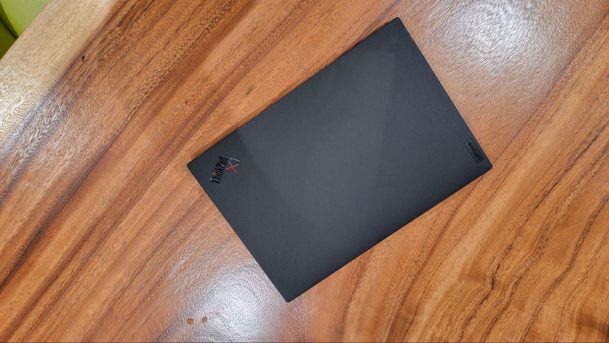 Lenovo ThinkPad X1 Carbon (Gen 10)
