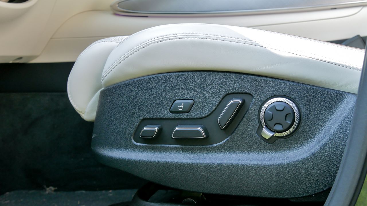 2024 Genesis Electrified GV70 AWD Prestige test drive
