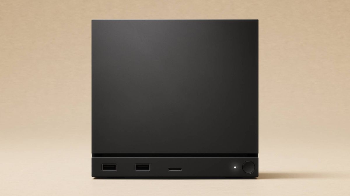 Front view of Steam Machine with beige backdrop.