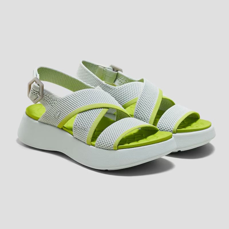 sports sandals, knitted straps and thick sole