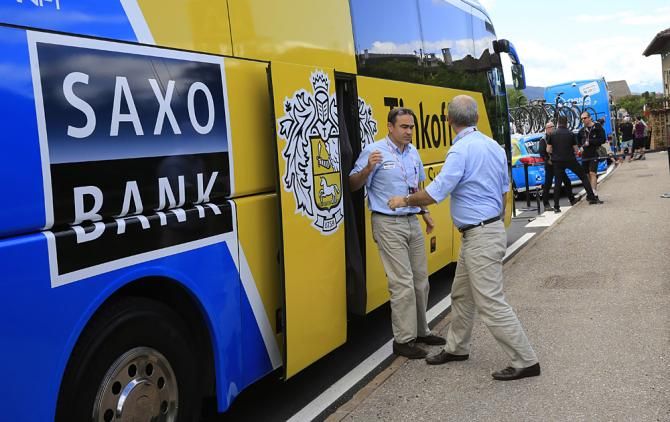Race directors met with the race organisers to discuss the stage 16 debacle on the Stelvio