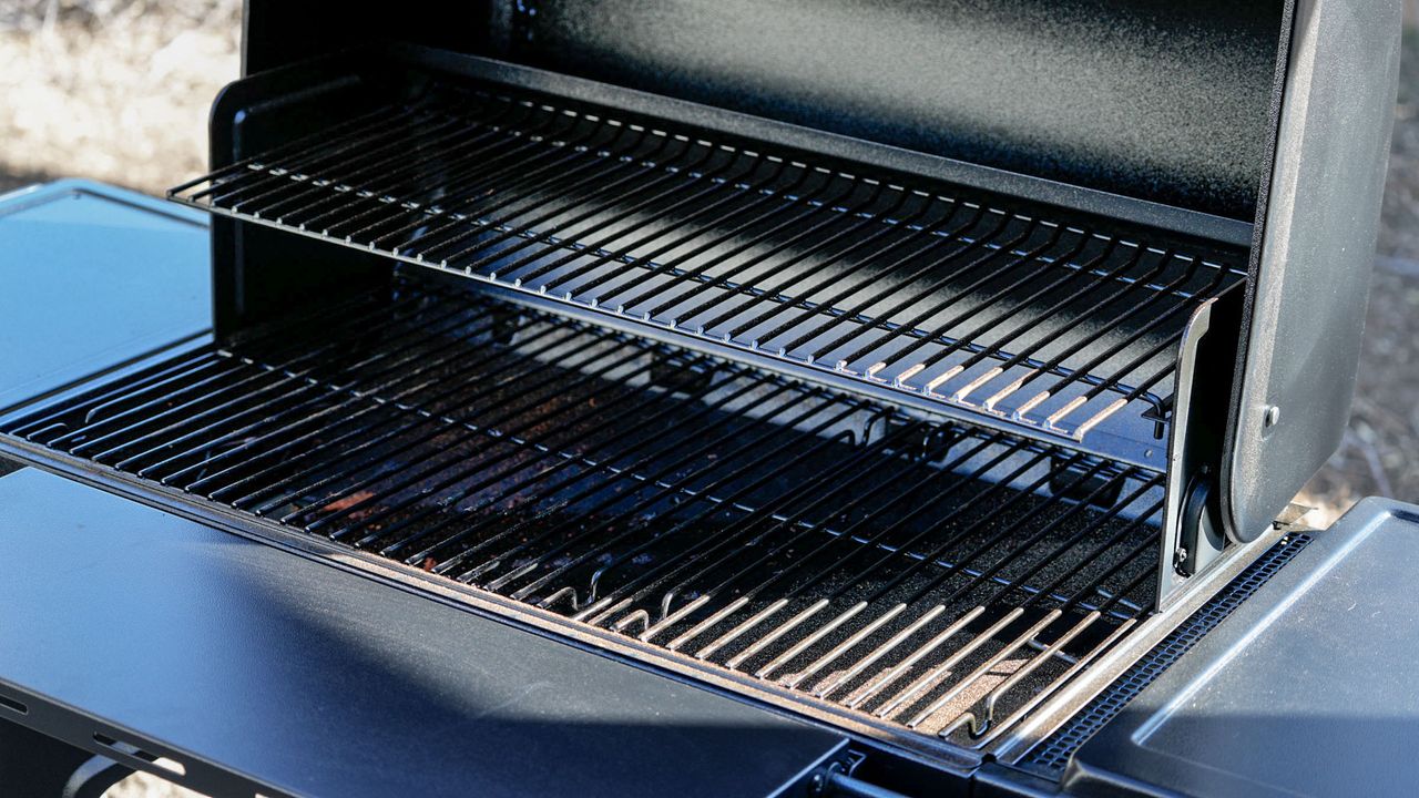 Traeger Woodridge Pro review