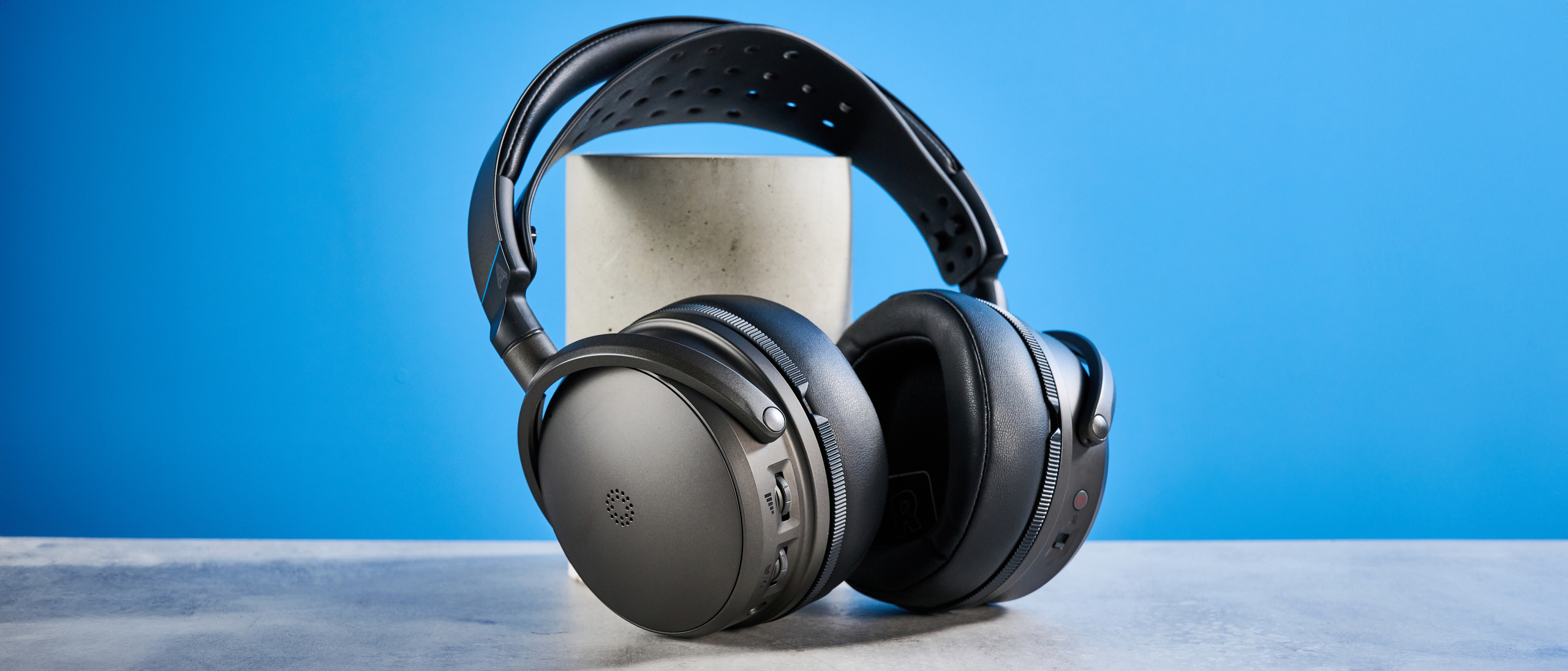 Audeze Maxwell 2 against a blue background