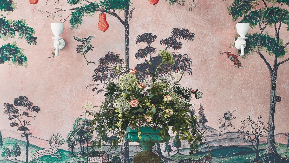 Homes & Gardens
