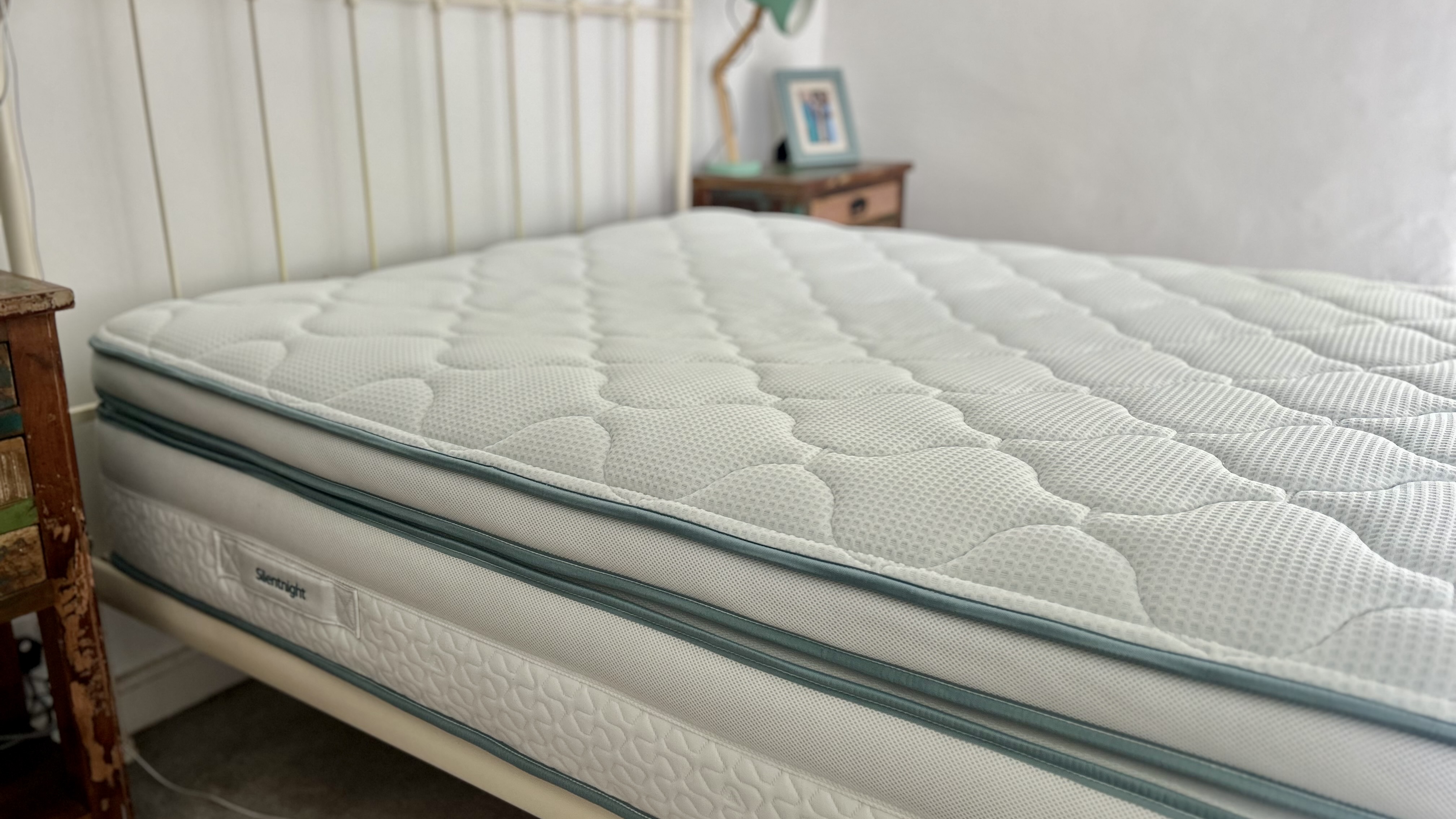 Silentnight UltraGel Cool-to-touch 3000 Mattress