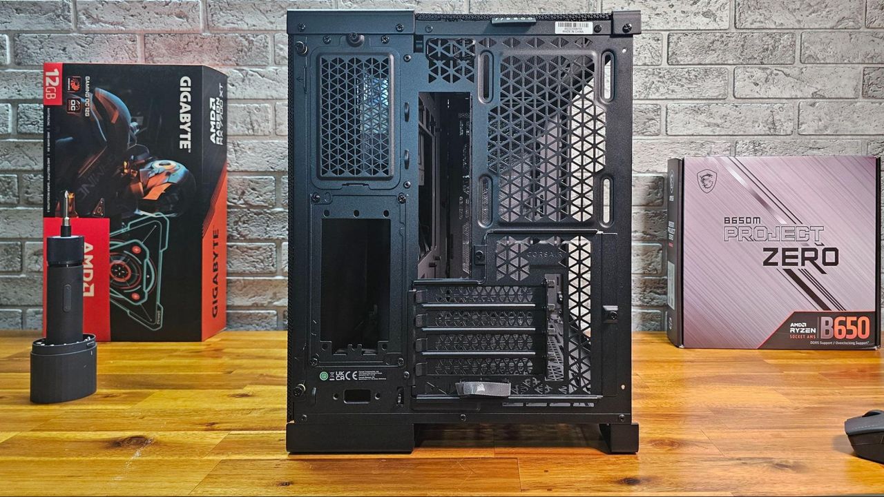 Corsair 2500D Airflow Case