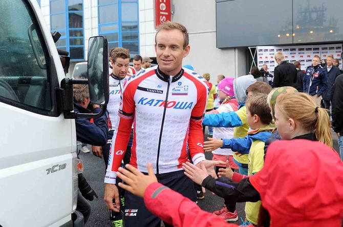 Alexander Kristoff (Katusha) greats his fans