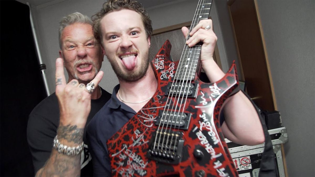 [L-R] James Hetfield and Joseph Quinn