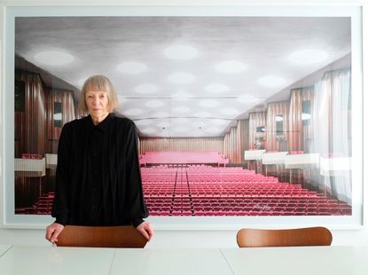 Candida Höfer in 2020, at her Cologne home, in front of Stadthalle Mülheim I 2009