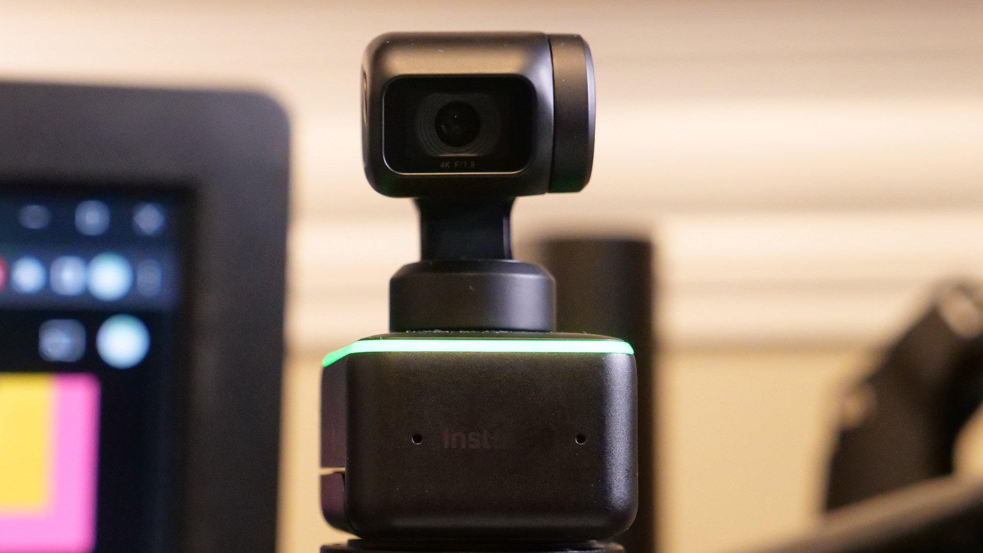 PC/タブレット PC周辺機器 Insta360 Link webcam review: Astounding image and innovation 