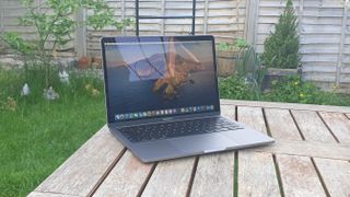 MacBook Pro (13-inch, 2020)