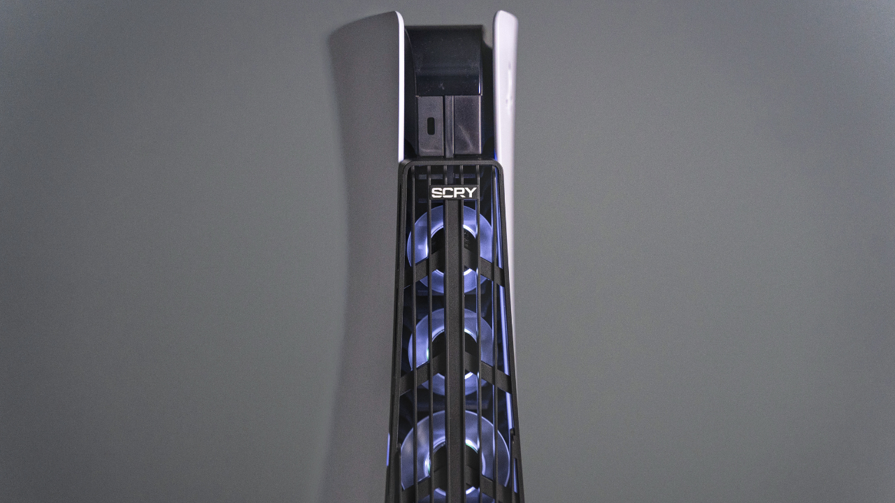 UK heatwave be damned – I'm buying a PS5 cooling stand for my console!