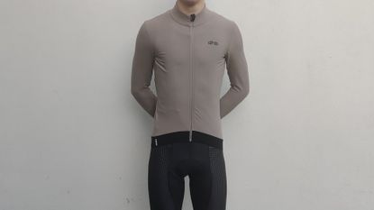 Image shows a rider wearing the dhb Aeron Thermal Jersey.