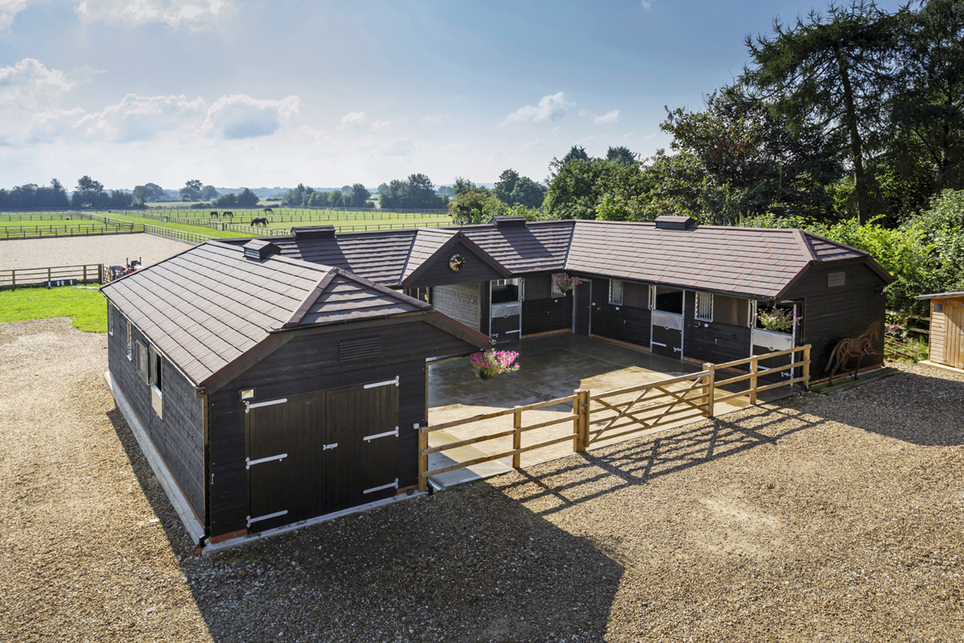 Scotts-Stables1.jpg
