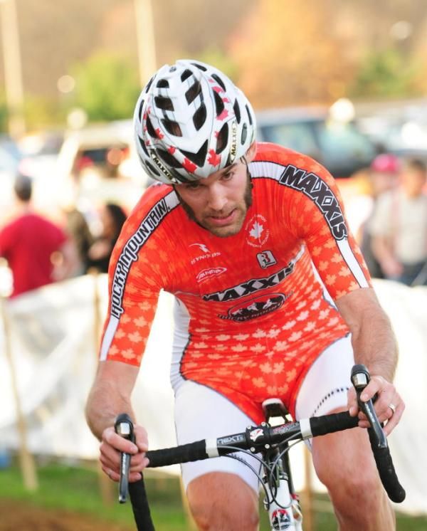 Geoff Kabush (Maxxis-Rocky Mountain) riding in fourth place.