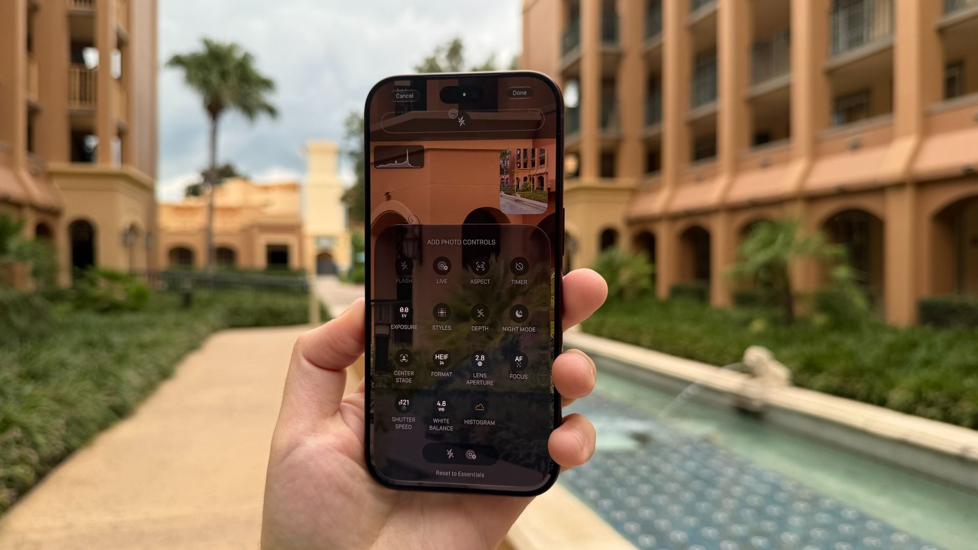 Apple iPhone 18 Pro and iPhone 18 Pro Max Review
