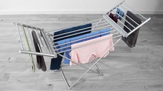 Beldray heated clothes airer with wings