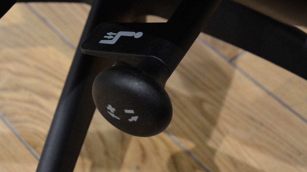 A BodyBilt G7 gaming chair in an office
