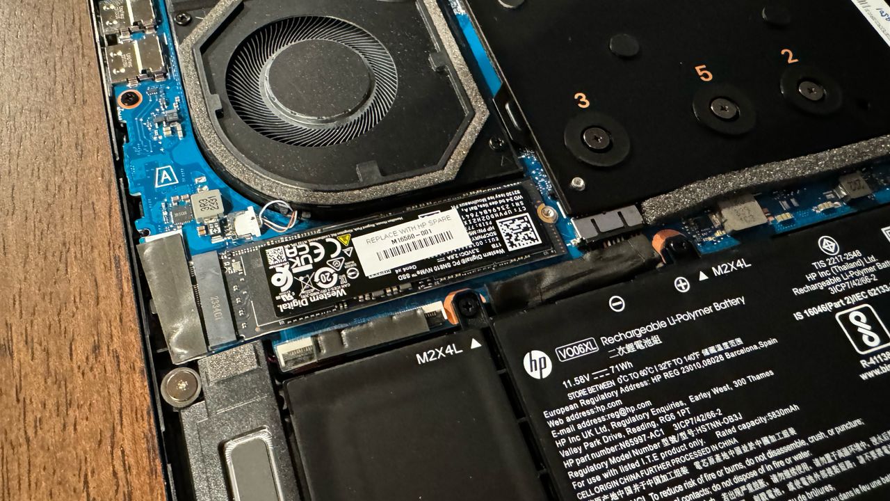 HP Omen Transcend 14