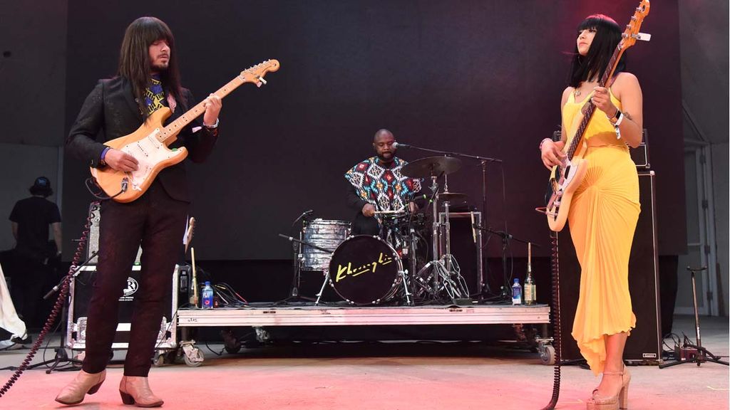 Khruangbin Discuss Their Musical Process, Uniting Styles And Cultures ...