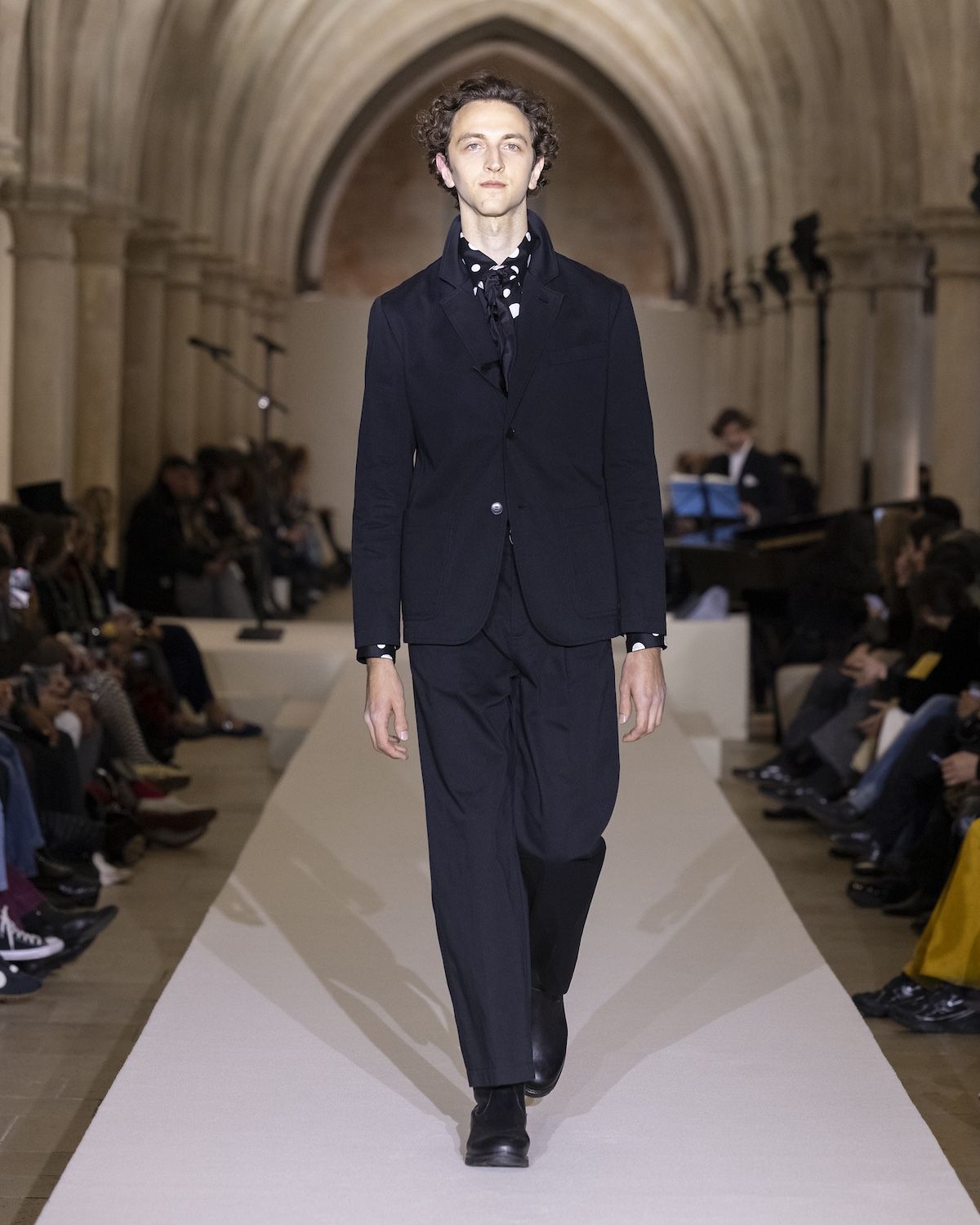 Agnes B S/S 2026 runway show