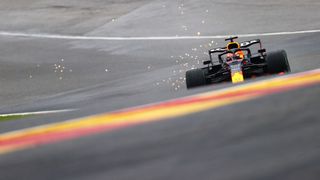 Nederlandske Max Verstappen kjørende i en Red Bull Racing RB16B Honda under siste treningsløp i Formel 1 Grand Prix i Belgia, på Circuit de Spa-Francorchamps den 28. august 2021