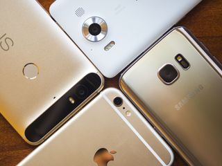 Nexus 6P vs. Lumia 950 vs. iPhone 6s Plus vs. Galaxy S7