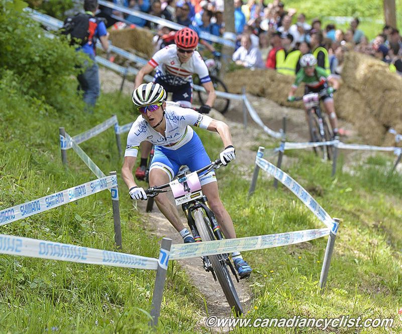 Catharine Pendrel (Luna Pro Team) working her way up through the fiels after a slow start