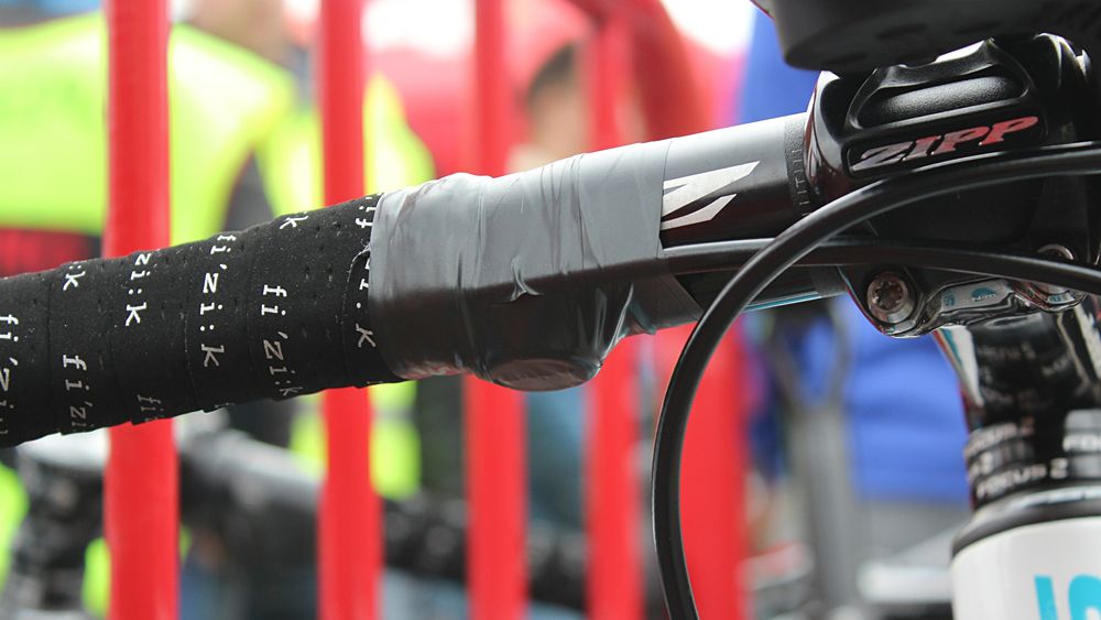 Bagdonas also used Blip shifters, wrapped in electrical tape