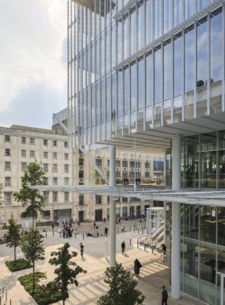 paddington square by renzo piano building workshop with its elevated glass cube